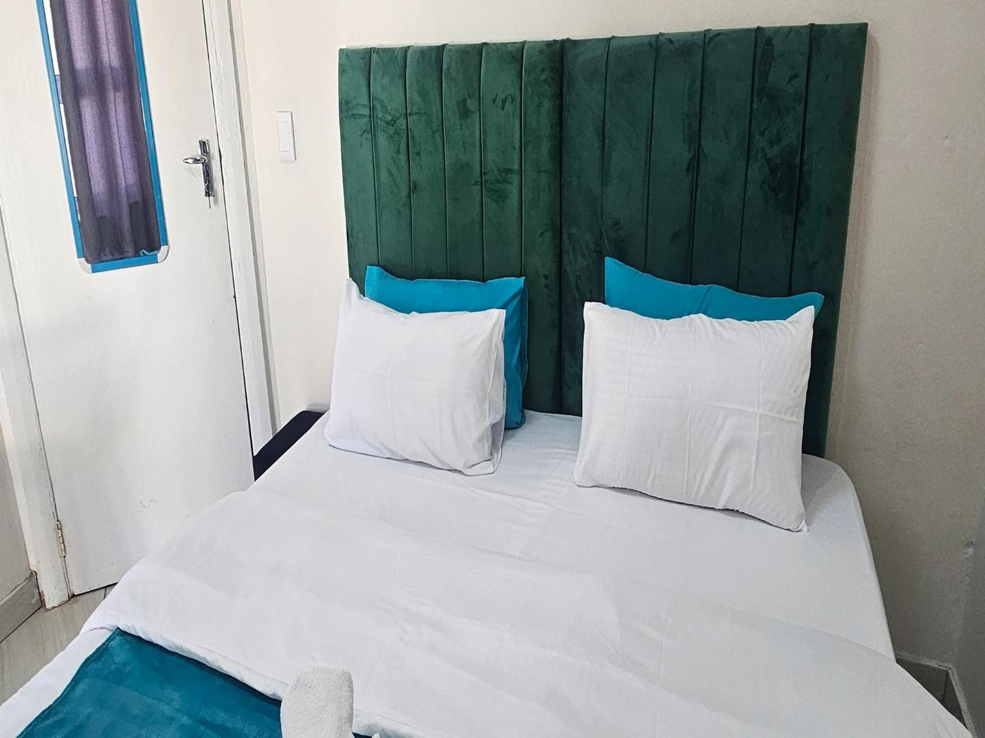 Goshen Spencer Guest house *